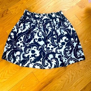 Banana Republic Milly Collection Skirt w Pockets! Navy and white, size 2. EUC